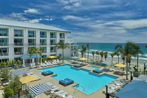 Hotel in Oceanside, CA .